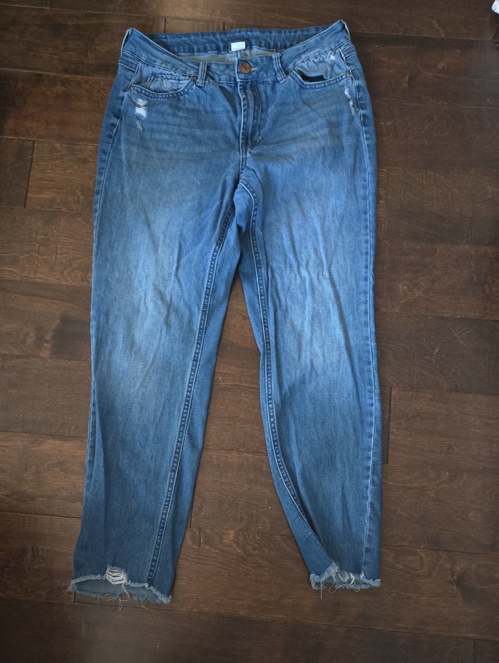 Natural Reflections Women's Distressed Ankle Crop Jeans — Blue